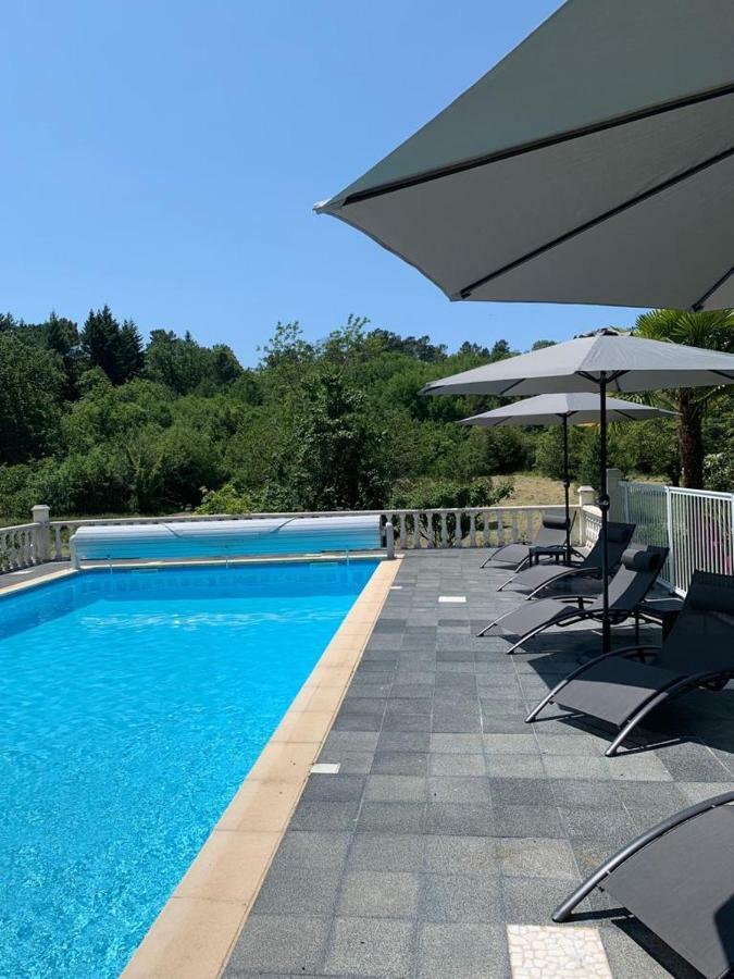 Villa La Biche Au Bois Piscine Chauffee Jacuzzi Cazals  Exterior foto